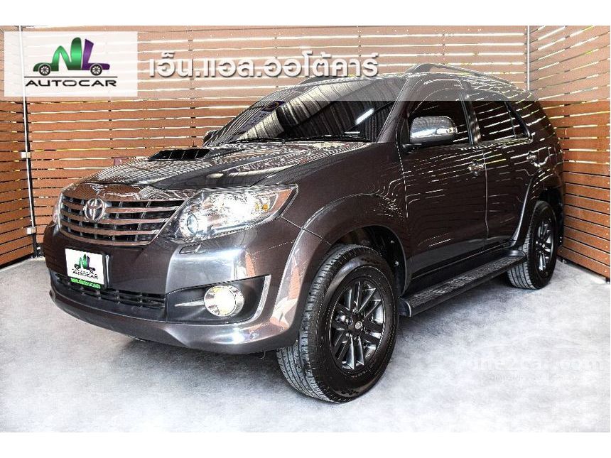 2014 Toyota Fortuner 3.0 (ปี 12-15) V 4WD SUV มือสอง One2car