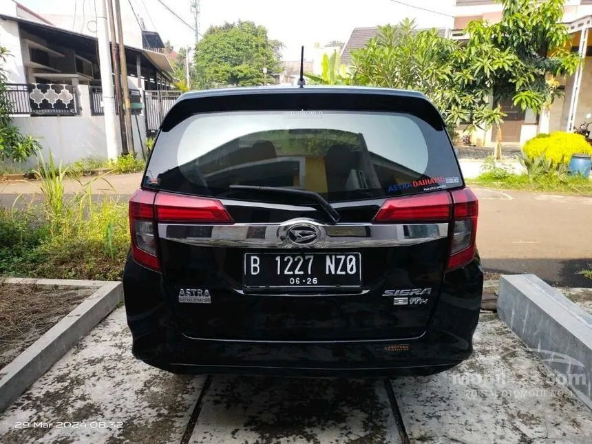 Jual Mobil Daihatsu Sigra 2021 R 1.2 di Jawa Barat Automatic MPV Hitam Rp 134.000.000