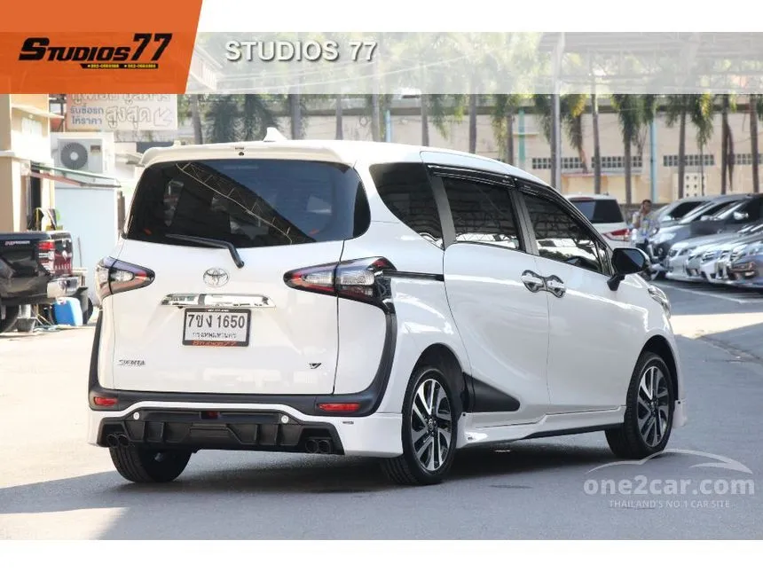 2022 Toyota SIENTA V Wagon