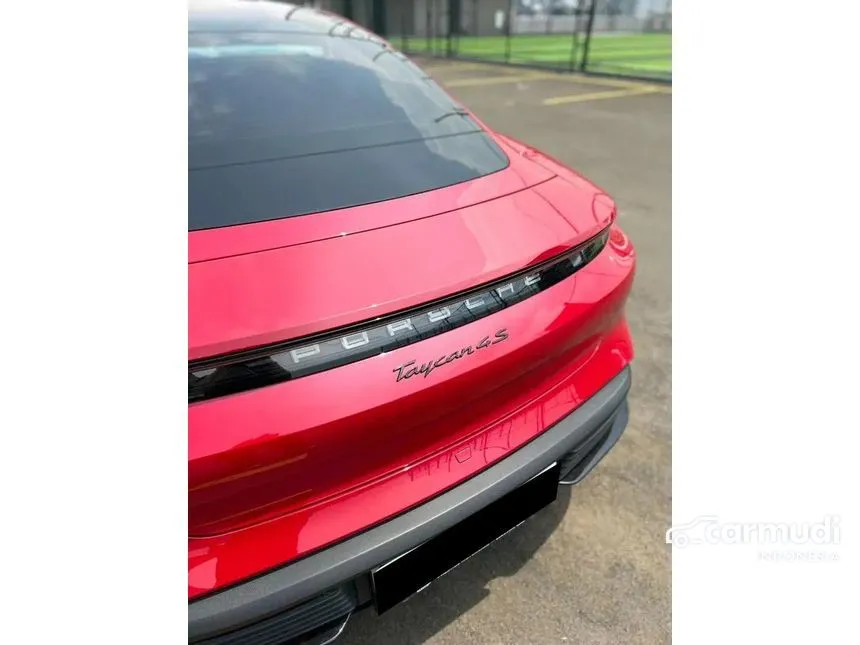 2021 Porsche Taycan 4S Performance Battery Plus Sedan