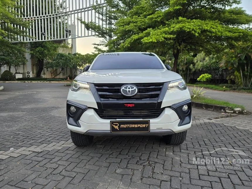 Jual Mobil Toyota Fortuner 2019 VRZ 2.4 di DKI Jakarta Automatic SUV Putih Rp 385.000.000