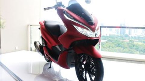 Ini Alasan All-new Honda PCX 150 Lebih Mahal dari Yamaha Nmax