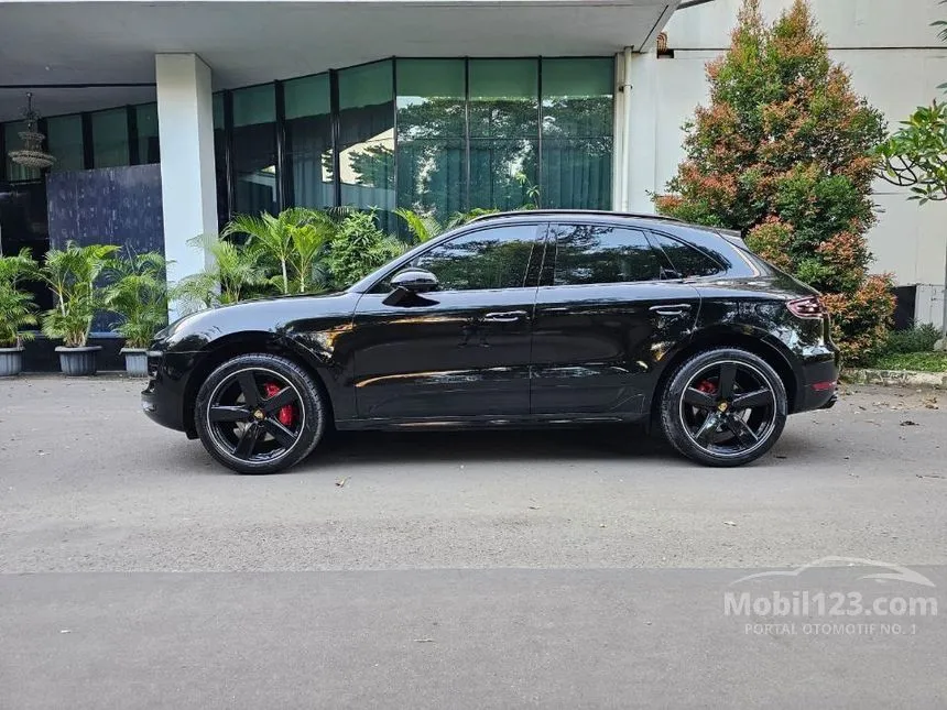 2016 Porsche Macan S SUV