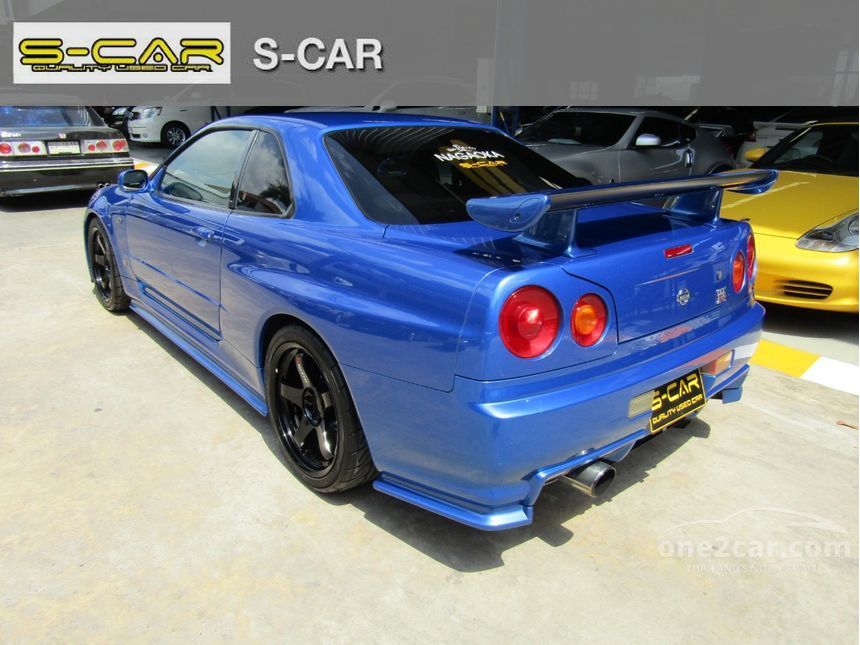 2011 nissan skyline