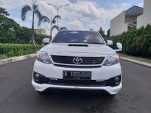 2014 Toyota Fortuner 2.5 G TRD SUV