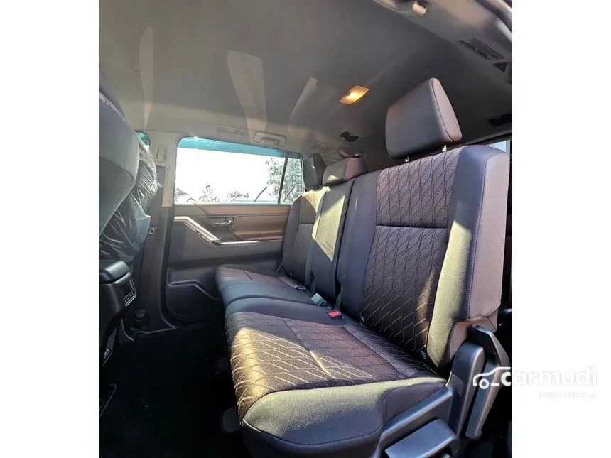 2024 Toyota Kijang Innova Zenix G HV (Non Premium Color) MPV