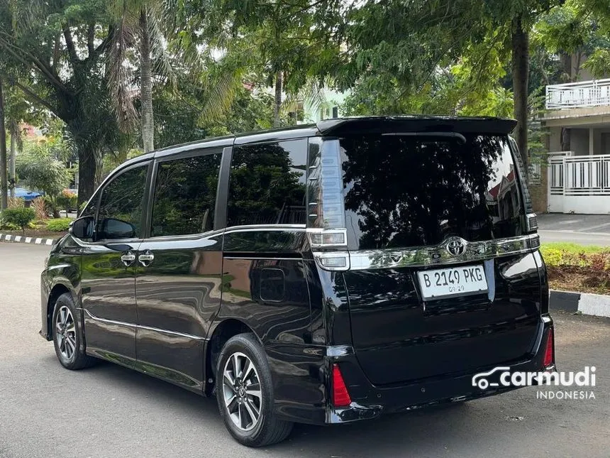 2019 Toyota Voxy Wagon