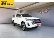 2021 Toyota HILUX REVO 2.4 Double Cab Prerunner Mid Pickup