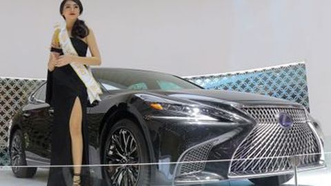 Miss Auto Show 2017 Mimpikan Lamborghini Aventador