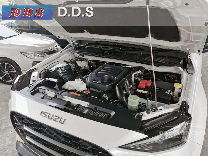 2024 Isuzu MU-X Active SUV