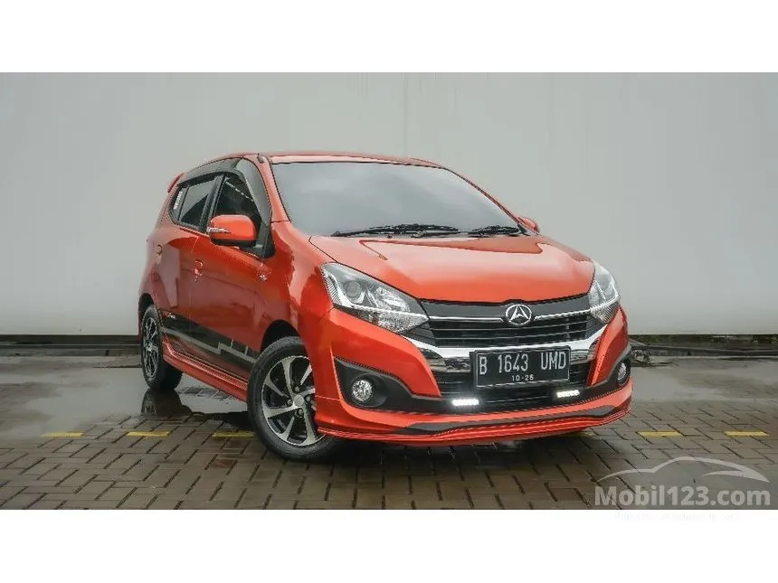 Jual Mobil Daihatsu Ayla 2018 R Deluxe 1.2 di DKI Jakarta Automatic Hatchback Orange Rp 115.000.000