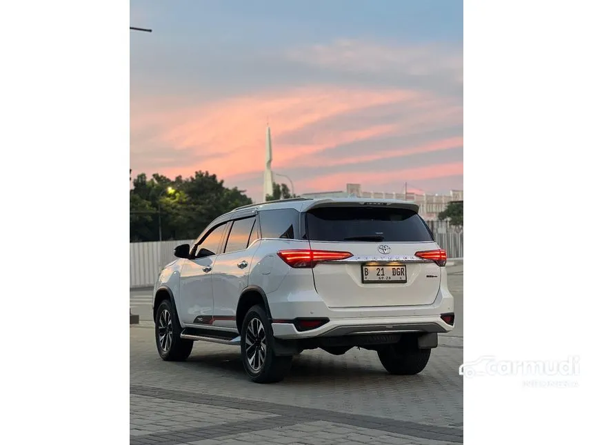 2019 Toyota Fortuner VRZ TRD 4X2 SUV