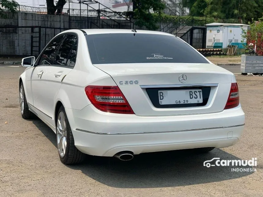 2014 Mercedes-Benz C200 CGI Avantgarde Sedan