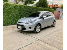 2013 Ford Fiesta 1.5 (ปี 10-16) Trend Hatchback AT