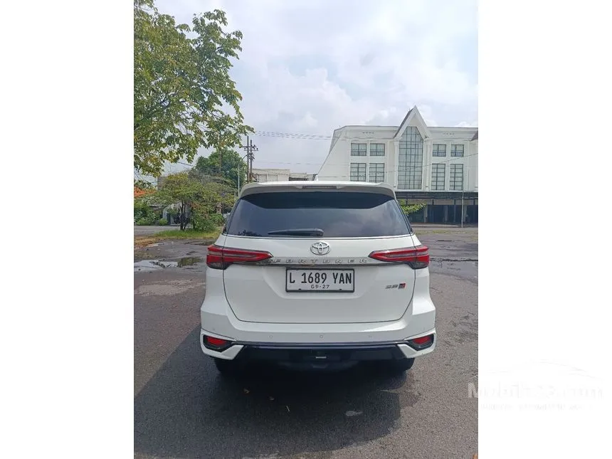 2022 Toyota Fortuner GR Sport 4X2 SUV