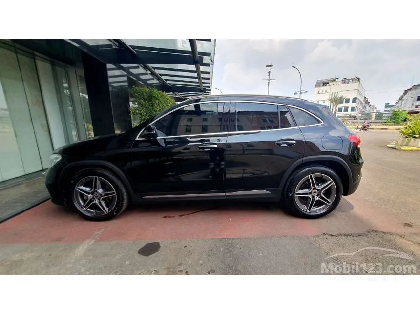 2022 Mercedes-Benz GLA200 AMG Line SUV
