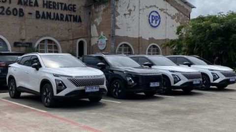 Semarang – Jakarta Tanpa Isi Bensin dan Ngecas, Ini Kesan Kami Mengendarai Chery C5 CSH Hybrid