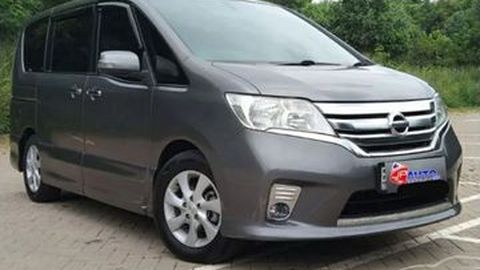 Kisaran Harganya Mirip, Pilih Nissan Serena Bekas 2014 atau Toyota Calya?