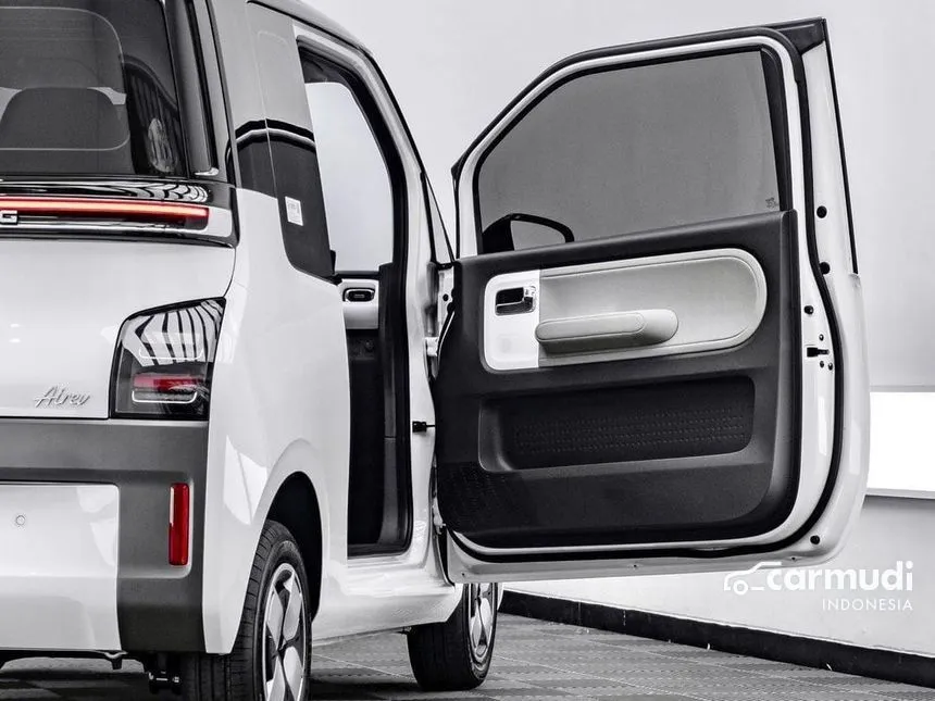 2024 Wuling Air EV Long Range Hatchback