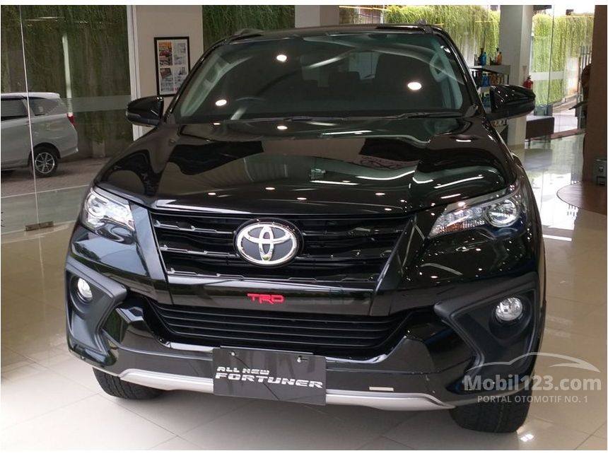 Jual Mobil Toyota Fortuner 2019 TRD 2.4 di DKI Jakarta 