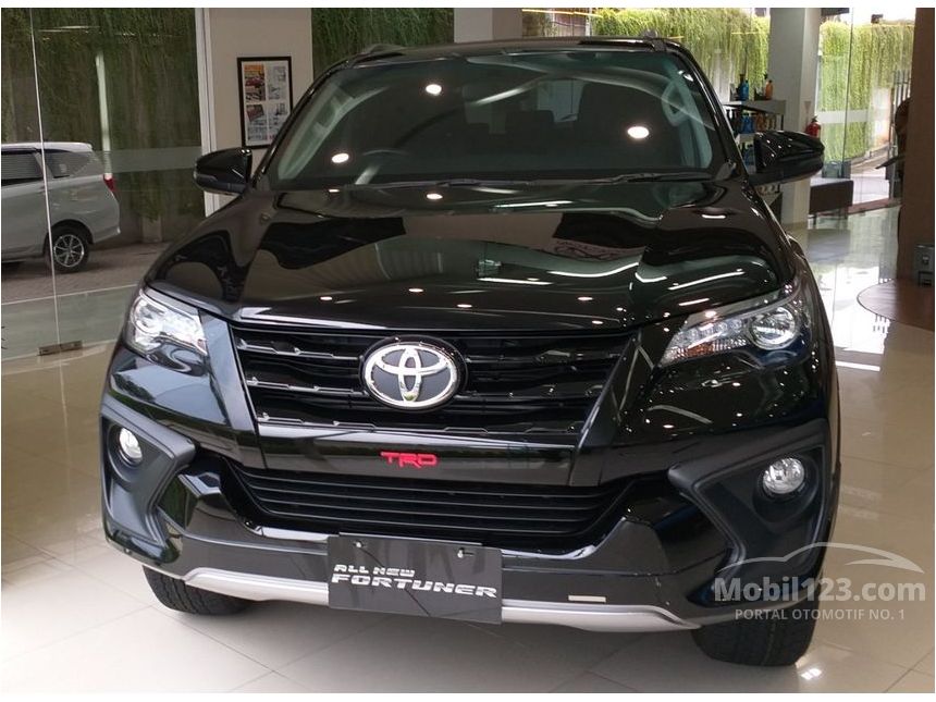 Jual Mobil  Toyota Fortuner  2021  TRD 2 4 di DKI Jakarta 