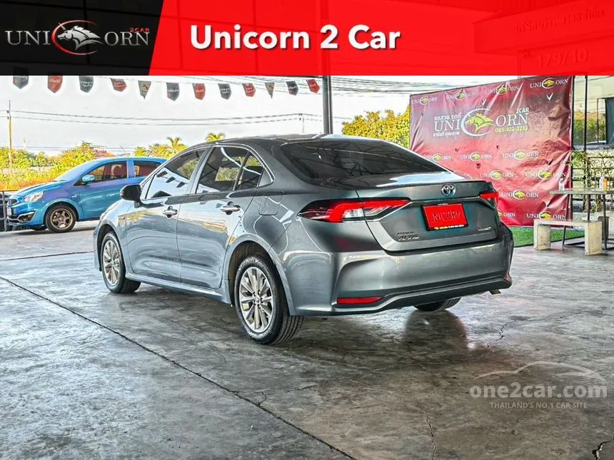 2019 Toyota Corolla Altis Hybrid Entry Sedan