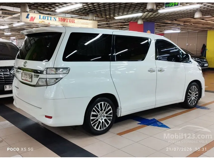 2013 Toyota Vellfire X MPV