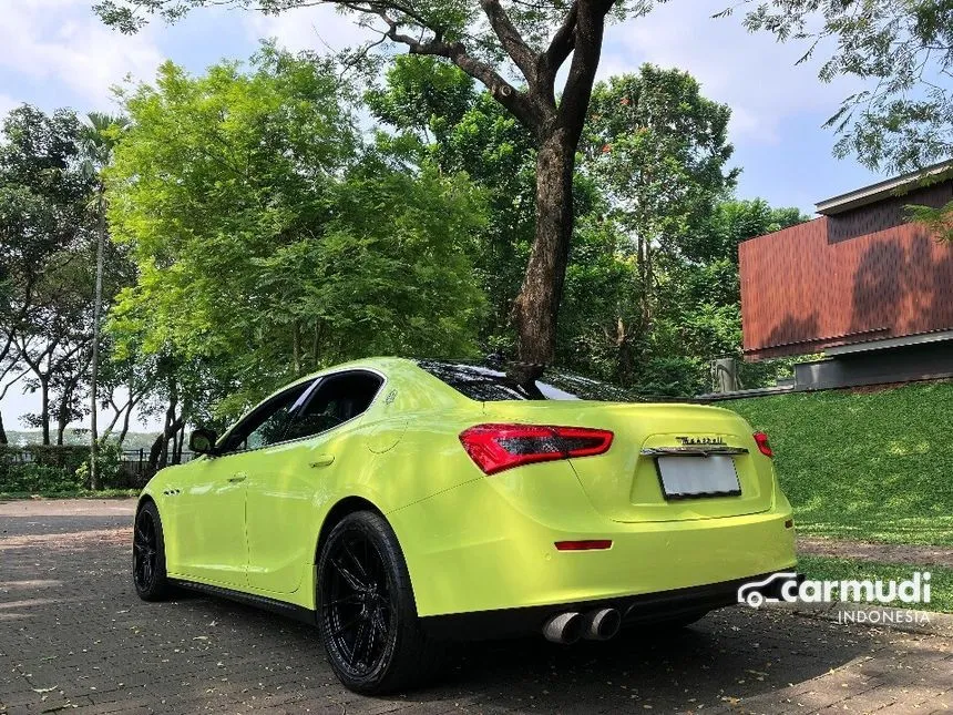 2014 Maserati Ghibli Sedan