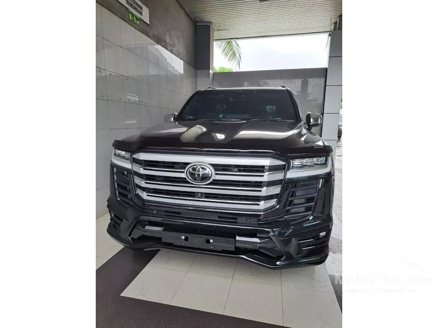 2026 Toyota Land Cruiser 300 VX-R SUV