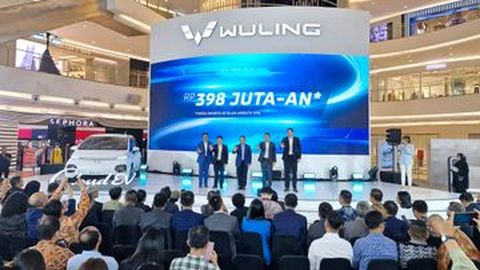 Harga Wuling Cloud EV Lebih Rendah dari Estimasi Awal, Masih Rp300 Jutaan!