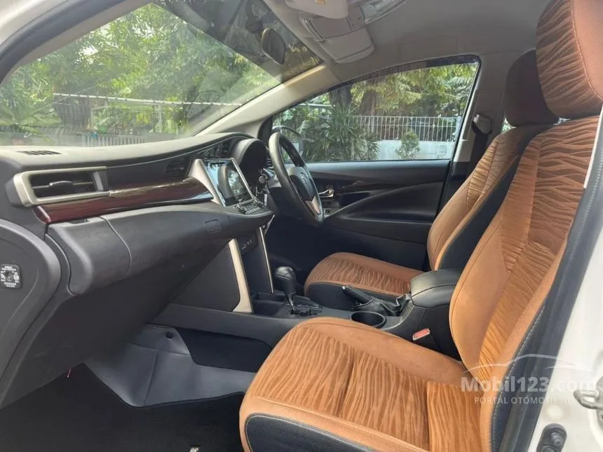 2016 Toyota Kijang Innova V MPV