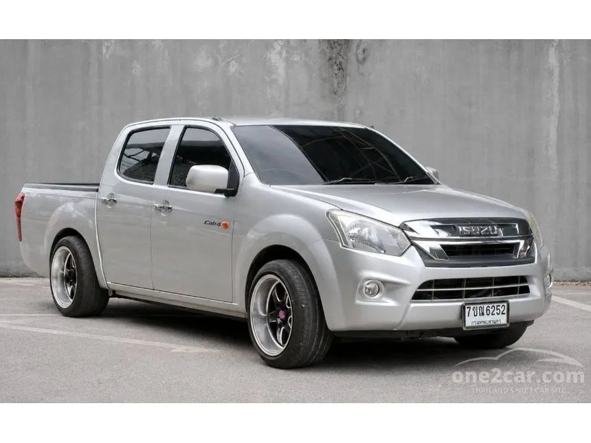 2018 Isuzu D-MAX S Cab-4 Pickup
