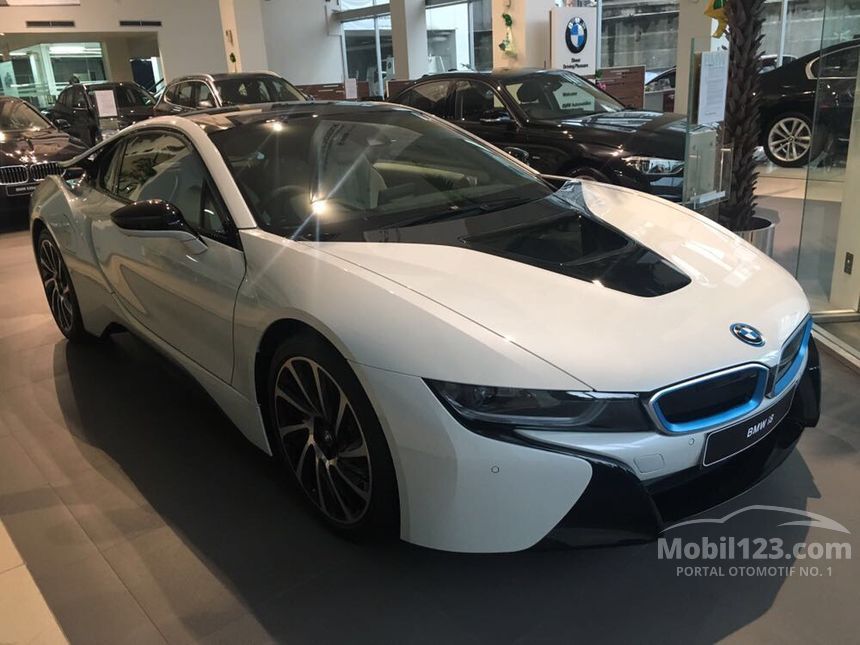 Jual Mobil  BMW  i8  2021 I12 1 5 di DKI Jakarta Automatic 