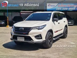 2019 Toyota FORTUNER 2.4 V SUV