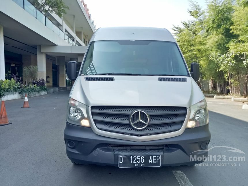 harga mercedes benz sprinter 2019