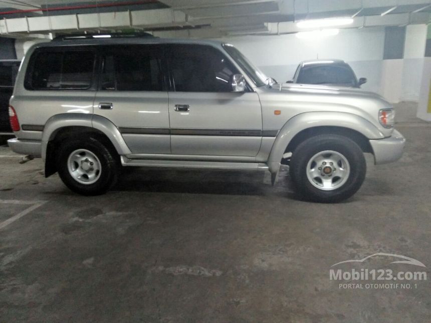 Jual Mobil  Toyota  Land  Cruiser  1998 V6 4 2 Manual 4 2 di 