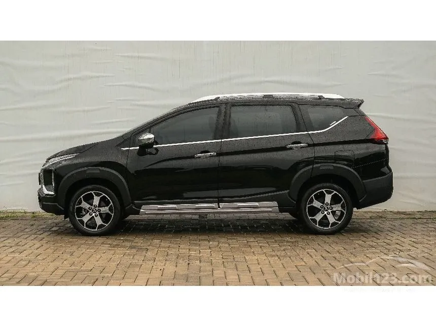 2021 Mitsubishi Xpander Cross Premium MPV