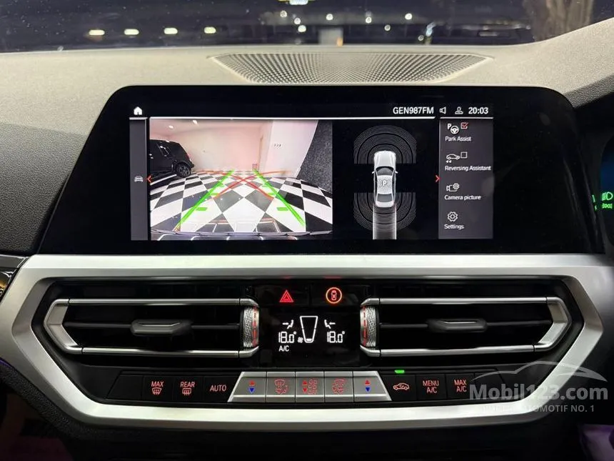 2022 BMW 320i M Sport Sedan