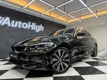 2022 BMW 320i 2.0 M Sport Sedan [Km13.000] Nik2022 Black On Black Speedo Digital PBD Free Service 5Thn #AUTOHIGH #BEST DEAL