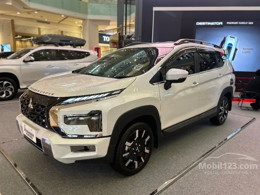 2026 Mitsubishi Xpander Cross Premium (Quartz White Pearl) MPV