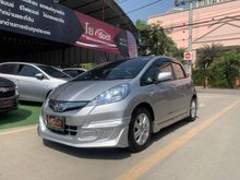 2013 Honda Jazz 1.3 (ปี 08-14) Hybrid Hatchback AT