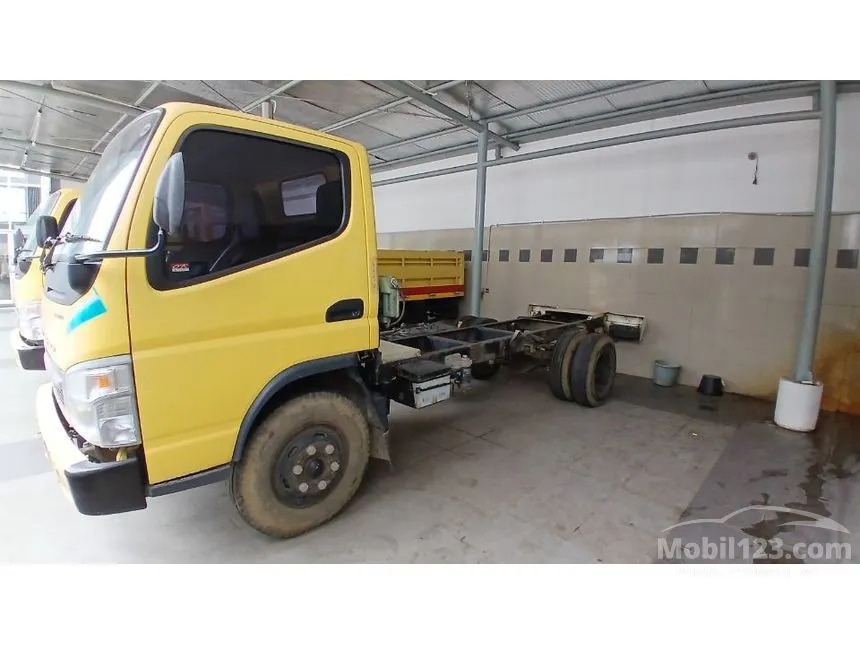 2024 Mitsubishi Fuso Canter FE74 HDS Truck