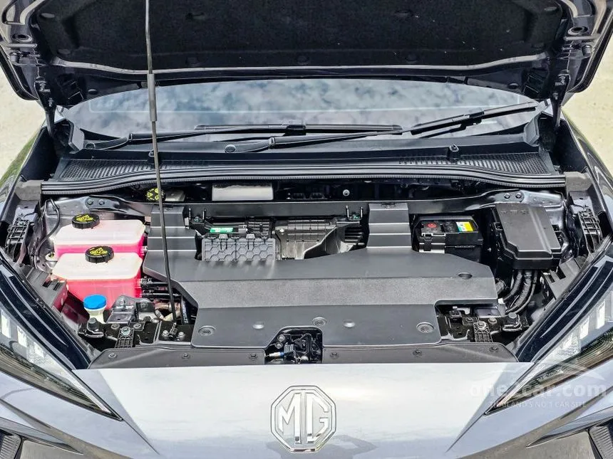 2024 MG MG4 D Hatchback