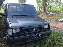 1990 Toyota Kijang 1.5 MPV Minivans