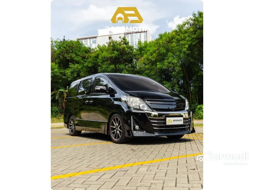 2013 Toyota Alphard S MPV