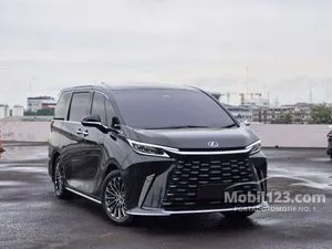 2023 Lexus LM 350h 2.5 4 Seater MPV