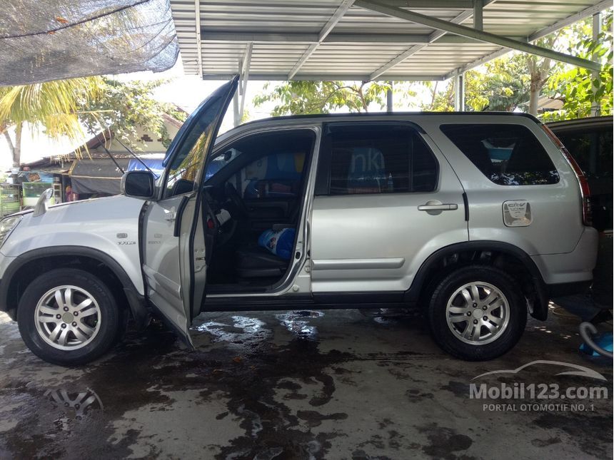 Jual Mobil Honda CR-V 2004 RD 2.0 di Nusa Tenggara Barat Jual Mobil Honda CR-V 2004 RD 2.0 di Nusa Tenggara Barat