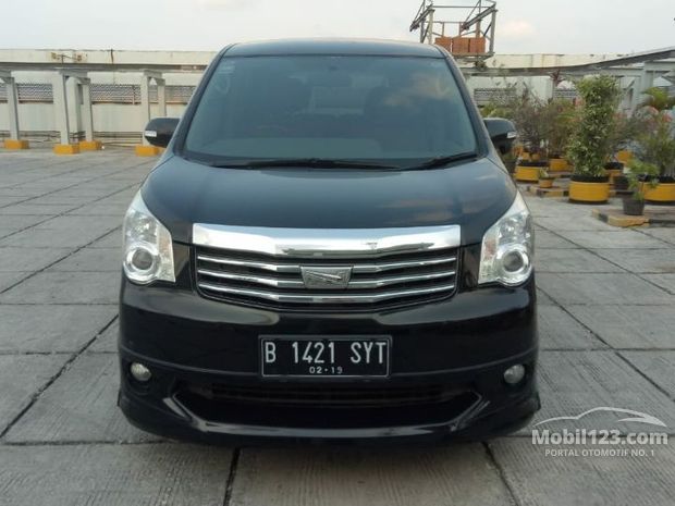 Toyota Nav1 V Mobil Bekas Baru dijual di Jabodetabek Toyota Nav1 V Mobil Bekas Baru dijual di Jabodetabek