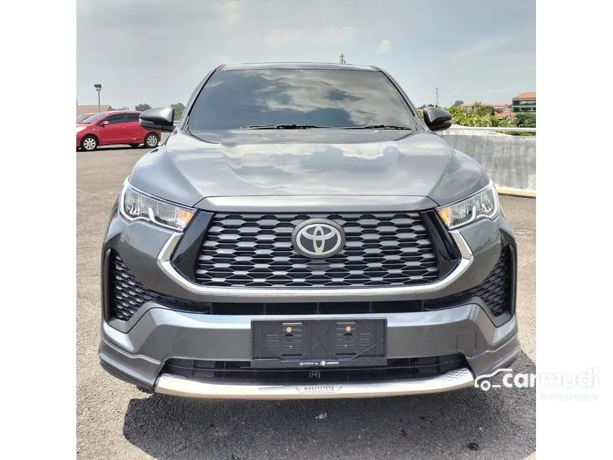 2024 Toyota Kijang Innova Zenix V HV Wagon