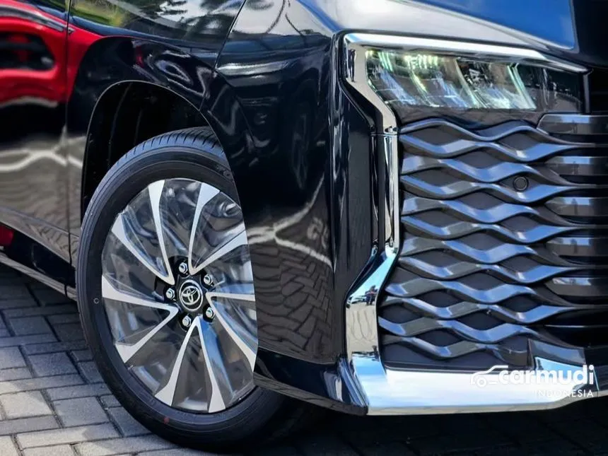 2025 Toyota Voxy (Premium Color) MPV